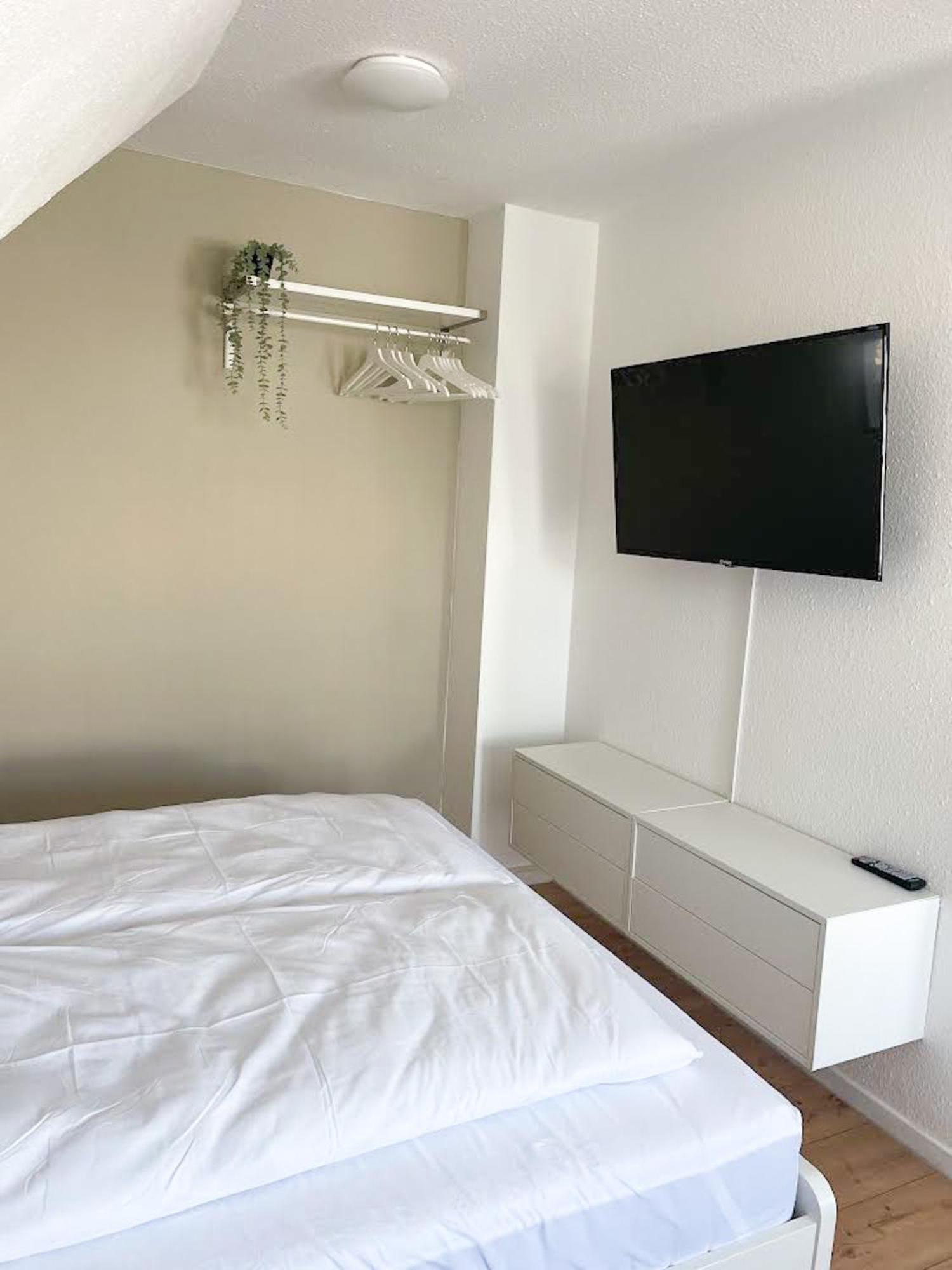 Nami - Robin - Helle Apartments Mitten In Der Stadt Мемминген Экстерьер фото