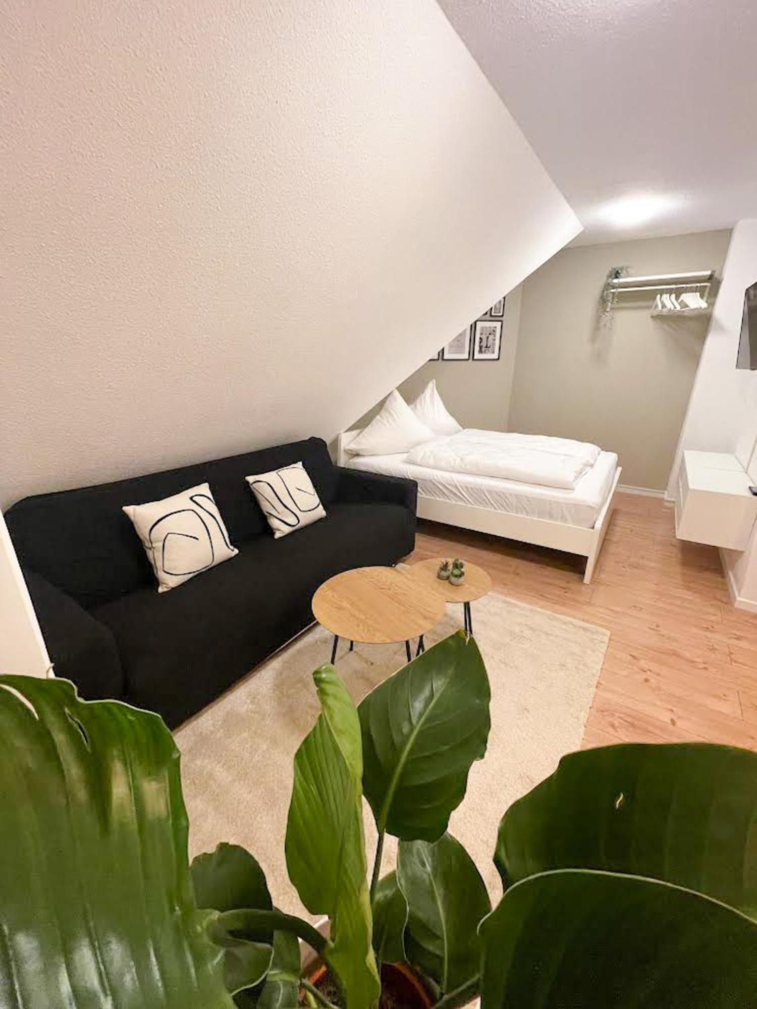 Nami - Robin - Helle Apartments Mitten In Der Stadt Мемминген Экстерьер фото